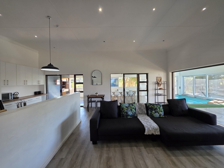 4 Bedroom Property for Sale in C Place Eastern Cape